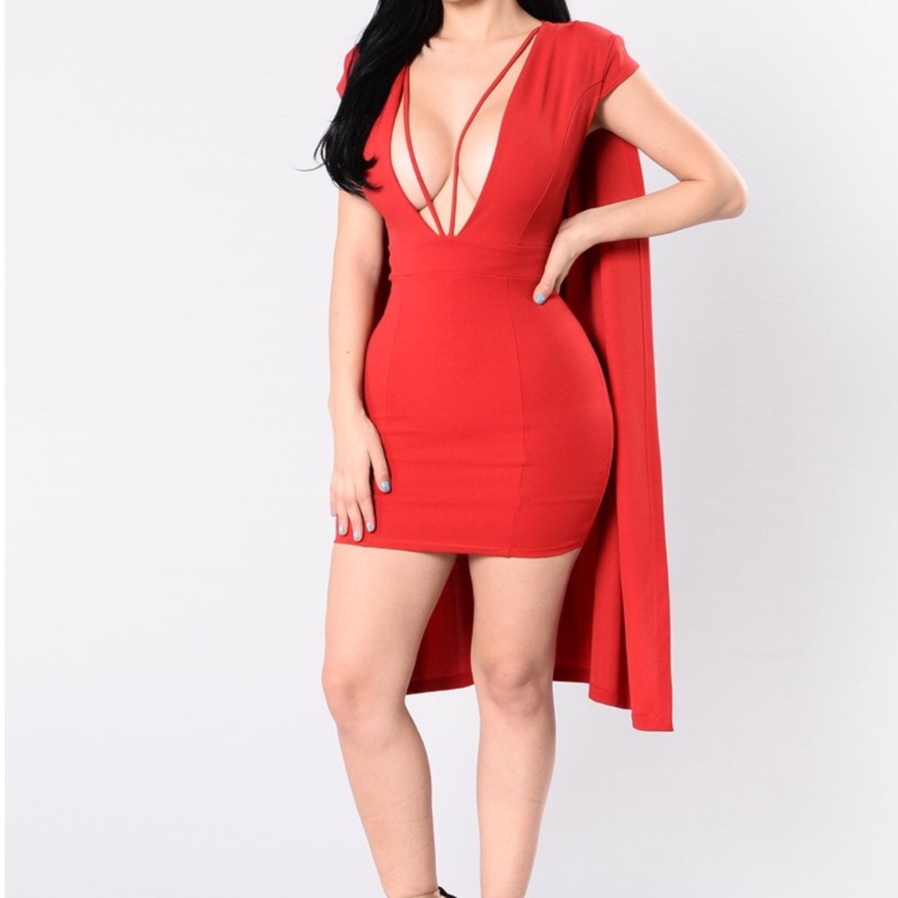Control top - Red mini dress with cape